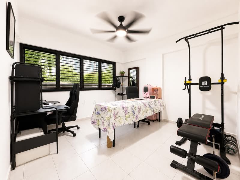 239 Choa Chu Kang Central, 239 Choa Chu Kang Central, 3 Bedrooms, 1,227 sqft, HDB Flat For Sale, by Jax Tan, 500115891 - Study - PropertyGuru.com.sg