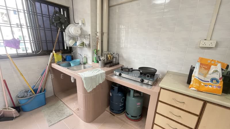 634 Yishun Street 61, 634 Yishun Street 61, 3 Bedrooms, 904 sqft, HDB Flat For Rent, by Bernard Wong, 500115895 - Kitchen - PropertyGuru.com.sg