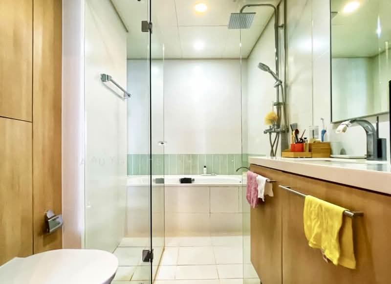 The Sail @ Marina Bay, 6 Marina Boulevard, 4 Bedrooms, 2,099 sqft, Condominium For Sale, by Augustine Wee, 500115907 - Bathroom - PropertyGuru.com.sg