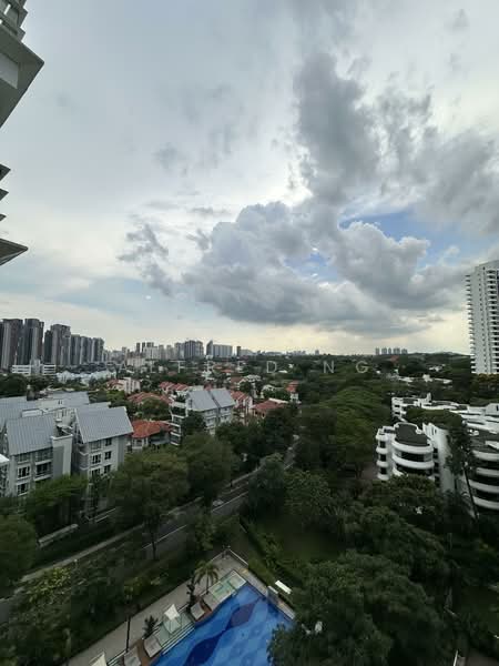 Nathan Suites, 21 Nathan Road, 3 Bedrooms, 1,800 sqft, Condominium For Rent, by Alfred Ng, 500115913 - Exterior - PropertyGuru.com.sg