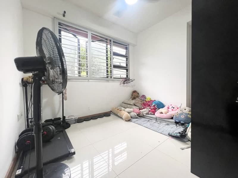 467A Bukit Batok West Avenue 9, 467A Bukit Batok West Avenue 9, 2 Bedrooms, 732 sqft, HDB Flat For Sale, by Reene Tok, 500115919 - Bedroom - PropertyGuru.com.sg