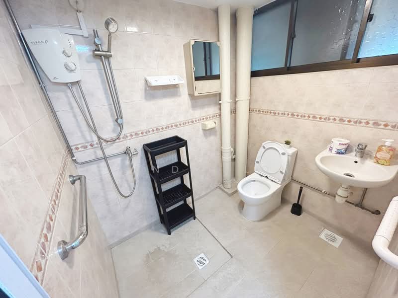 Ivory Heights, Jurong East Street 13, Room Rental, 150 sqft, Condominium For Rent, by Brandon Loh, 500115928 - Bathroom - PropertyGuru.com.sg