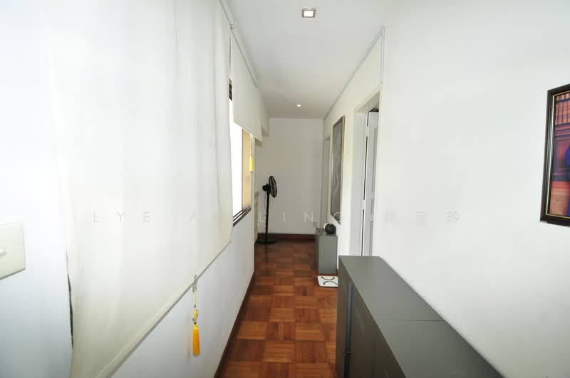 Springwell Mansions, 19-21C Jalan Haji Salam, 3 Bedrooms, 3,208 sqft, Apartment For Sale, by Lye Ai Ling 赖爱玲, 500115930 - Corridor - PropertyGuru.com.sg