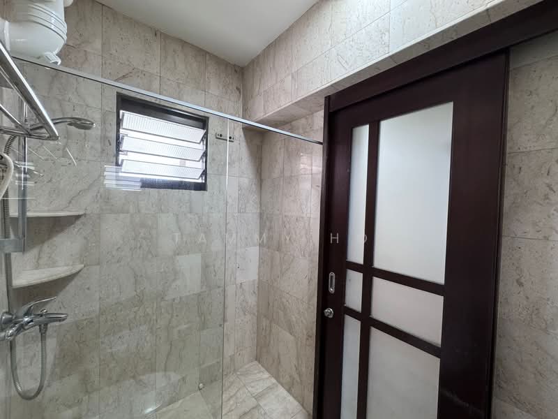13 Cantonment Close, 13 Cantonment Close, 3 Bedrooms, 1,160 sqft, HDB Flat For Rent, by Tammy Ho, 500115941 - Bathroom - PropertyGuru.com.sg