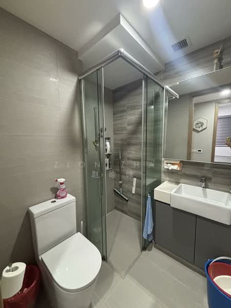 High Park Residences, 29 Fernvale Road, 2 Bedrooms, 667 sqft, Condominium For Sale, by Zion Zhao 赵峻慷, 500115943 - Bathroom - PropertyGuru.com.sg