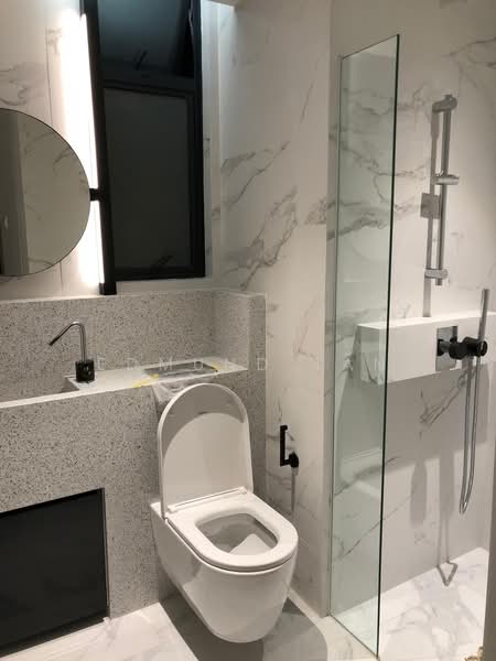 Valley Park, 473 River Valley Road, 4 Bedrooms, 1,808 sqft, Condominium For Sale, by Edmund Tan, 500115948 - Bathroom - PropertyGuru.com.sg