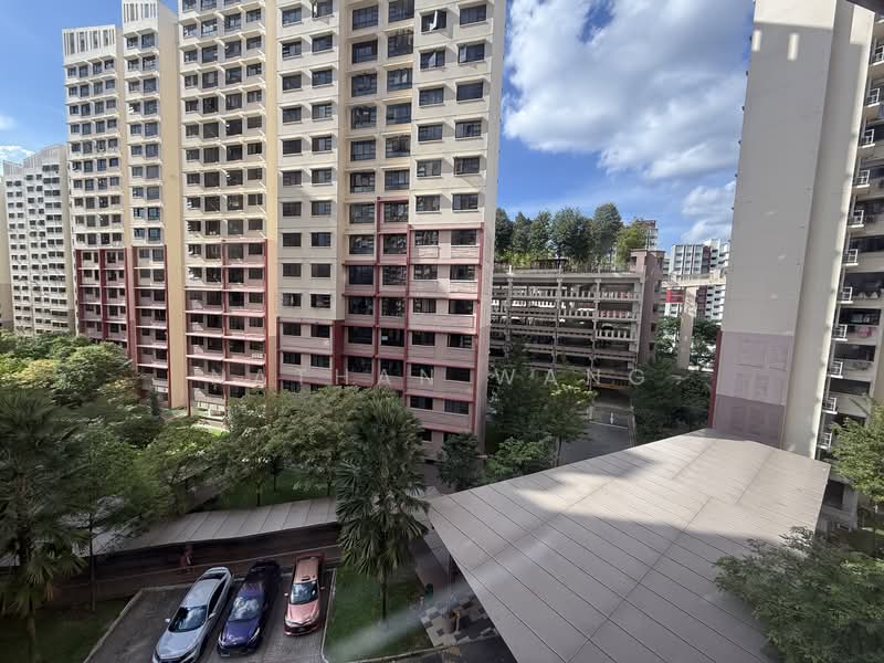 467B Bukit Batok West Avenue 9, 467B Bukit Batok West Avenue 9, 3 Bedrooms, 1,216 sqft, HDB Flat For Sale, by Nathan Wang, 500115969 - Exterior - PropertyGuru.com.sg