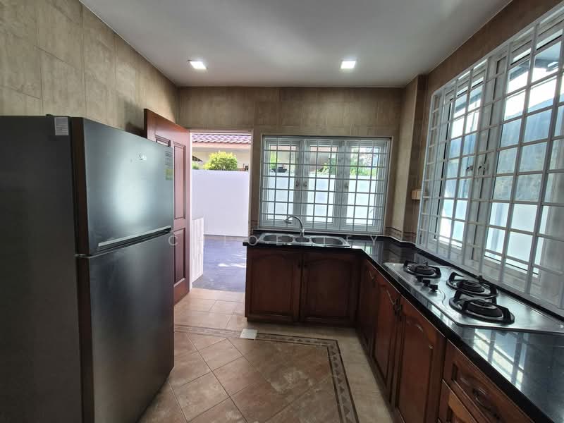 Dunman lane, , 5 Bedrooms, 3,400 sqft, Semi-Detached House For Rent, by Chloe Tey, 500115975 - PropertyGuru.com.sg