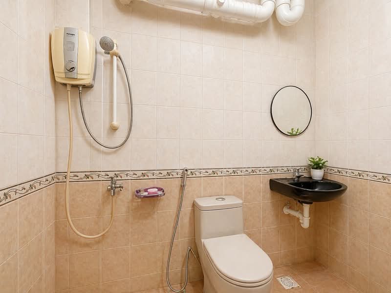 646 Woodlands Ring Road, 646 Woodlands Ring Road, 4 Bedrooms, 1,518 sqft, HDB Flat For Sale, by Terence Choo, 500115987 - Bathroom - PropertyGuru.com.sg