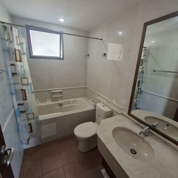 Twin Heights, 350 Balestier Road, Room Rental, 100 sqft, Apartment For Rent, by Andy Cheuk, 500115995 - Bathroom - PropertyGuru.com.sg