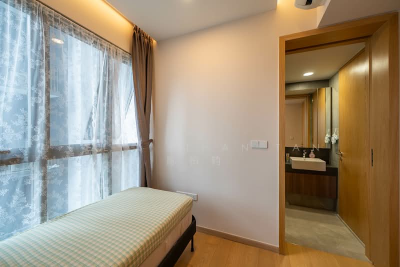 Midwood, 8 Hillview Rise, 4 Bedrooms, 1,259 sqft, Condominium For Sale, by Felix Ethan Tan 陈柏钧, 500115998 - Bedroom - PropertyGuru.com.sg