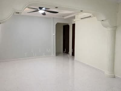 For Sale - 322 Sembawang Close