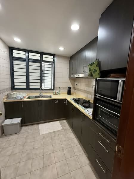 Regentville, 8 Hougang Street 92, 3 Bedrooms, 1,152 sqft, Condominium For Rent, by Wendeline Goh, 500116001 - Kitchen - PropertyGuru.com.sg