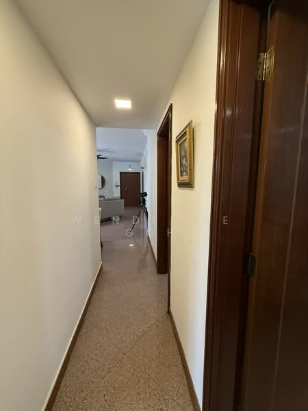 Regentville, 8 Hougang Street 92, 3 Bedrooms, 1,152 sqft, Condominium For Rent, by Wendeline Goh, 500116001 - Corridor - PropertyGuru.com.sg