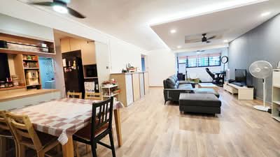 For Sale - 515 Woodlands Drive 14