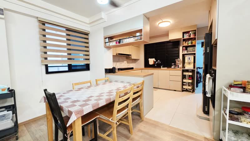 515 Woodlands Drive 14, 515 Woodlands Drive 14, 4 Bedrooms, 1,345 sqft, HDB Flat For Sale, by Ina Sultan, 500116009 - Dining Room - PropertyGuru.com.sg