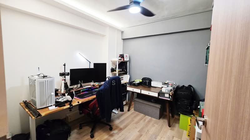 515 Woodlands Drive 14, 515 Woodlands Drive 14, 4 Bedrooms, 1,345 sqft, HDB Flat For Sale, by Ina Sultan, 500116009 - Study - PropertyGuru.com.sg