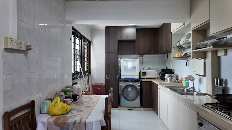 414 Commonwealth Avenue West, 414 Commonwealth Avenue West, 4 Bedrooms, 1,345 sqft, HDB Flat For Sale, by Tan Hui Shan, 500116023 - Kitchen - PropertyGuru.com.sg