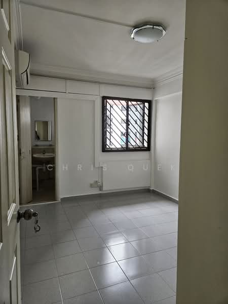 129 Bedok North Street 2, 129 Bedok North Street 2, 2 Bedrooms, 721 sqft, HDB Flat For Rent, by Chris Quek, 500116028 - Interior - PropertyGuru.com.sg