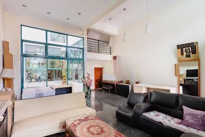 For Sale - ⭐️⭐️LANDED7772@ $1,5xx psf Terrace with 6 Bedrooms at Bartley | Near NEX Serangoon MRT