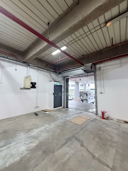 Prime Industrial Building, 39B Jalan Pemimpin, 3,000 sqft, Light Industrial (B1) For Rent, by Lillian Koh, 500116041 - Interior - CommercialGuru.com.sg