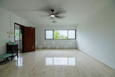 For Sale - 209 Bukit Batok Street 21