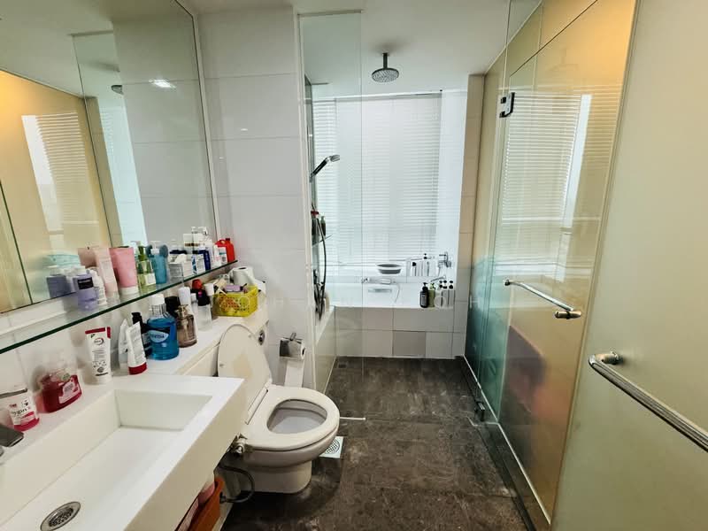 ⭐️Close to Tanjong Katong MRT ⭐️ Amber Gardens ⭐️Freehold, , 3 Bedrooms, 1,448 sqft, Condominium For Sale, by Johan Koh, 500116053 - Bathroom - PropertyGuru.com.sg