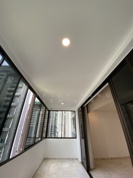 King's Mansion, 20 Amber Road, 4 Bedrooms, 2,734 sqft, Condominium For Sale, by Shirley Kang Siew Lan, 500116059 - Balcony - PropertyGuru.com.sg