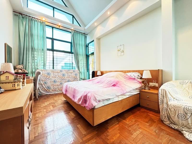 ⭐️⭐️LANDED7772@ 3-storey terrace @ tai keng, , 6 Bedrooms, 3,500 sqft, Terraced House For Sale, by Sharon Kim Chan, 500116066 - Bedroom - PropertyGuru.com.sg