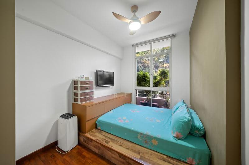 Lilydale, 550 Yishun Ave 6, Sembawang / Yishun, 3 Bedrooms, 1,195 sqft, Condominium For Sale, by Merlyn Ong, 500116071 - Bedroom - PropertyGuru.com.sg