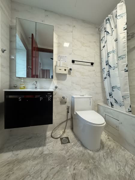 Whitewater, 23 Pasir Ris Street 72, Room Rental, 1,500 sqft, Executive Condominium For Rent, by S. Pramchand, 500116077 - Bathroom - PropertyGuru.com.sg