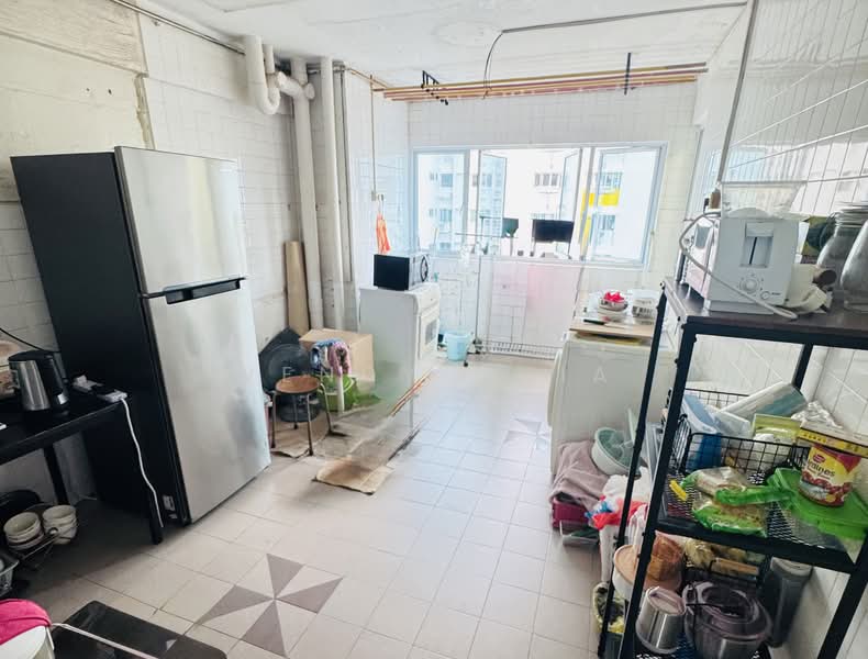 535 Ang Mo Kio Avenue 5, 535 Ang Mo Kio Avenue 5, 2 Bedrooms, 721 sqft, HDB Flat For Sale, by Wendy Chia, 500116078 - Kitchen - PropertyGuru.com.sg