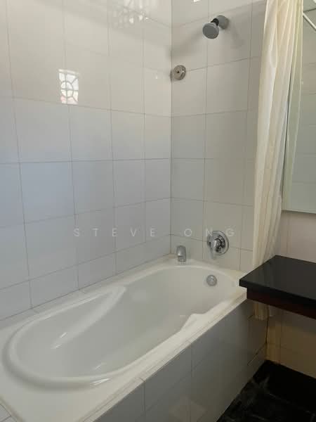 The Platinum, 46 Upper Cross Street, Studio, 450 sqft, Apartment For Rent, by Steve Ong, 500116083 - Bathroom - PropertyGuru.com.sg