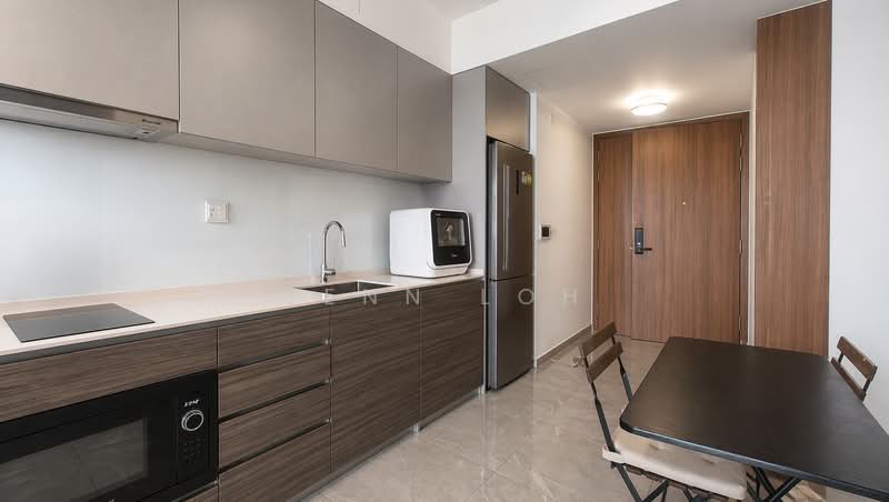 Kitchen after staging 