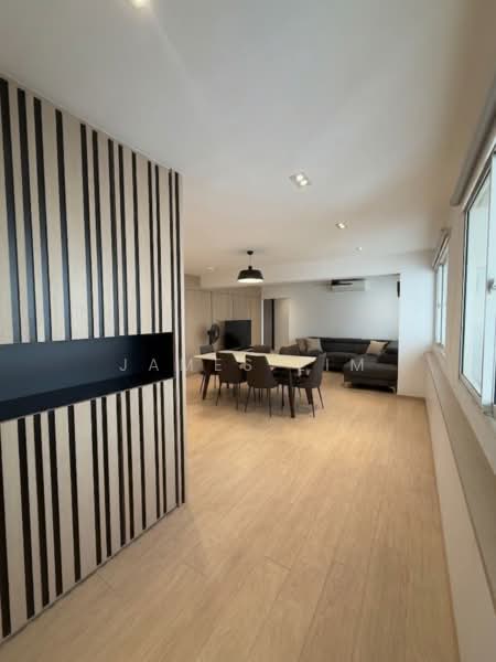 950 Hougang Street 91, 950 Hougang Street 91, 3 Bedrooms, 1,302 sqft, HDB Flat For Sale, by James Lim, 500116110 - Living Room - PropertyGuru.com.sg