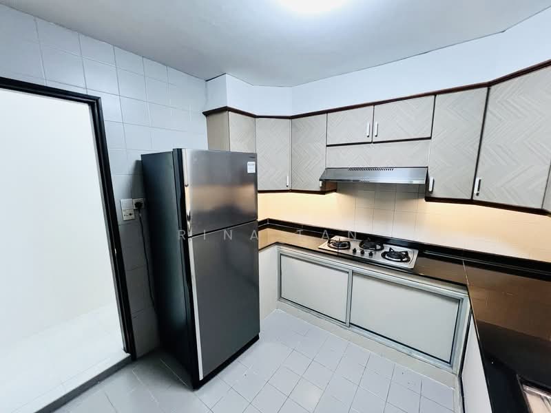 Jalan Mat Jambol Pasir Panjang, 3 Jalan Mat Jambol, Room Rental, 150 sqft, Semi-Detached House For Rent, by Rina Tan, 500116122 - Kitchen - PropertyGuru.com.sg