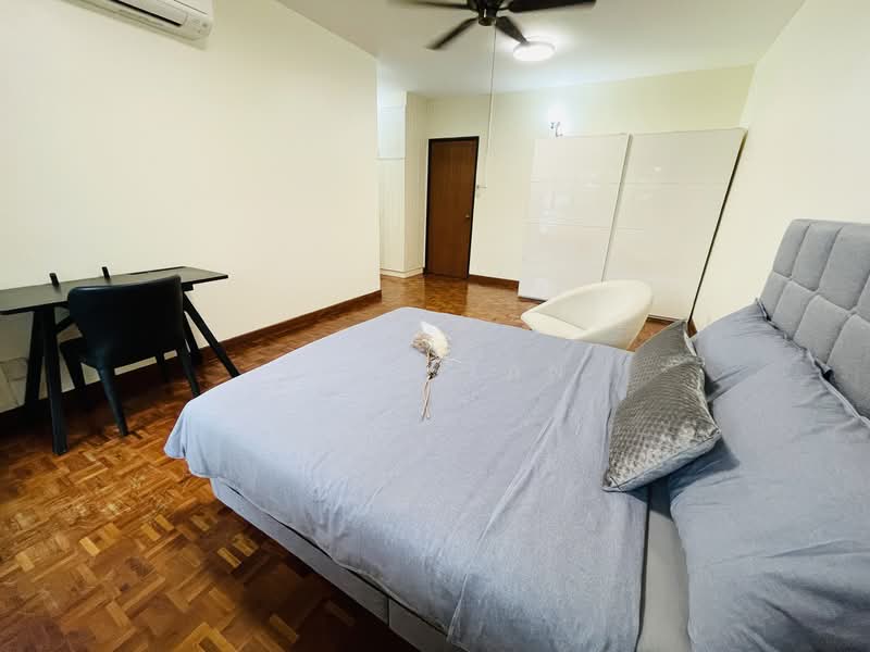Pasir Panjang Harbourfront Telok Blangah, 3 Jalan Mat Jambol, Room Rental, 150 sqft, Semi-Detached House For Rent, by Rina Tan, 500116122 - Junior Room 2 - $1,600 - PropertyGuru.com.sg