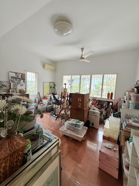 Faber drive, Faber drive, 6 Bedrooms, 5,000 sqft, Semi-Detached House For Rent, by Florence Zheng Zhen, 500116139 - Study - PropertyGuru.com.sg