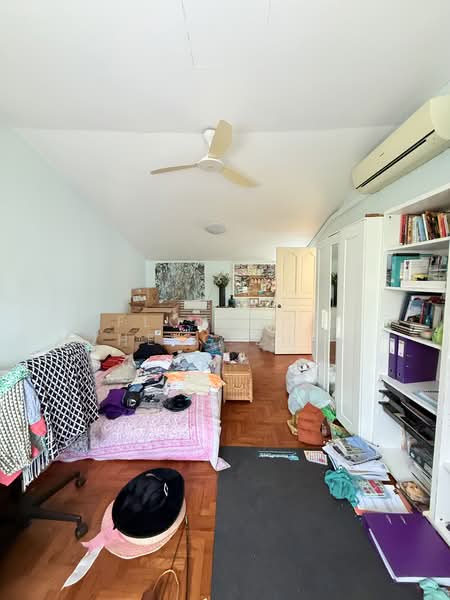 Faber drive, Faber drive, 6 Bedrooms, 5,000 sqft, Semi-Detached House For Rent, by Florence Zheng Zhen, 500116139 - Bedroom - PropertyGuru.com.sg