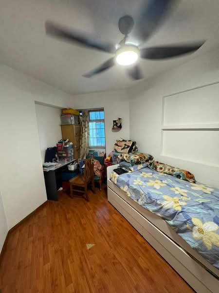 391 Bukit Batok West Avenue 5, 391 Bukit Batok West Avenue 5, 3 Bedrooms, 990 sqft, HDB Flat For Sale, by Jeffrey Hun, 500116140 - Bedroom - PropertyGuru.com.sg