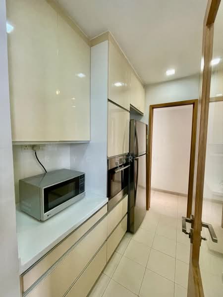 Poshgrove East, 335 East Coast Road, 3 Bedrooms, 1,227 sqft, Condominium For Rent, by Raycher MF Lim, 500116143 - Kitchen - PropertyGuru.com.sg