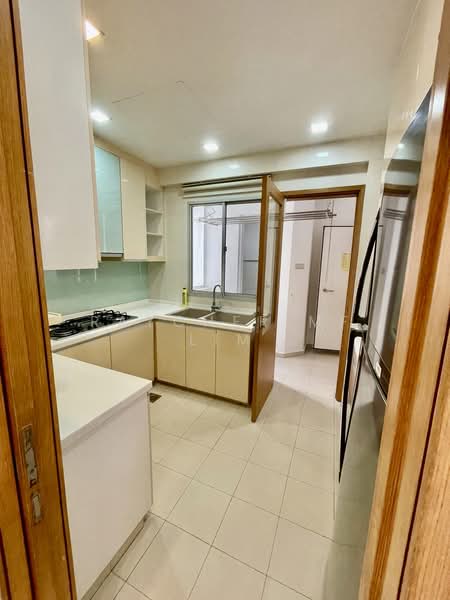 Poshgrove East, 335 East Coast Road, 3 Bedrooms, 1,227 sqft, Condominium For Rent, by Raycher MF Lim, 500116143 - Kitchen - PropertyGuru.com.sg
