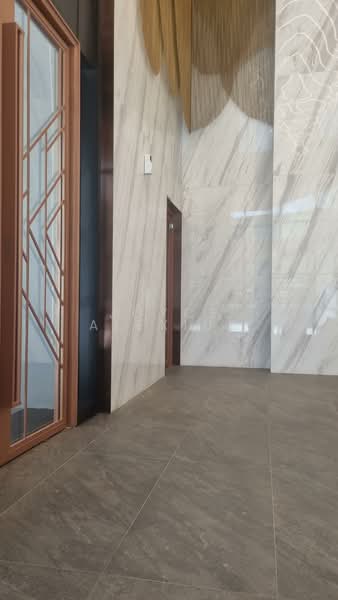 Perfect Ten, 323 Bukit Timah Road, 2 Bedrooms, 785 sqft, Condominium For Rent, by Joyce Alexius, 500116145 - Entrance - PropertyGuru.com.sg