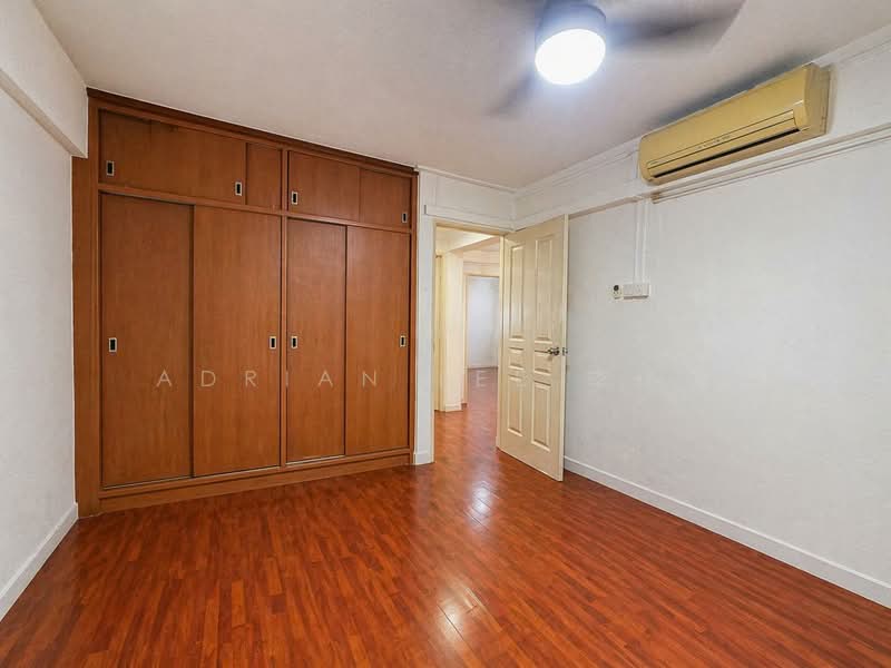 481 Jurong West Street 41, 481 Jurong West Street 41, 3 Bedrooms, 1,076 sqft, HDB Flat For Sale, by Adrian Lee 李俊汶, 500116151 - Bedroom - PropertyGuru.com.sg