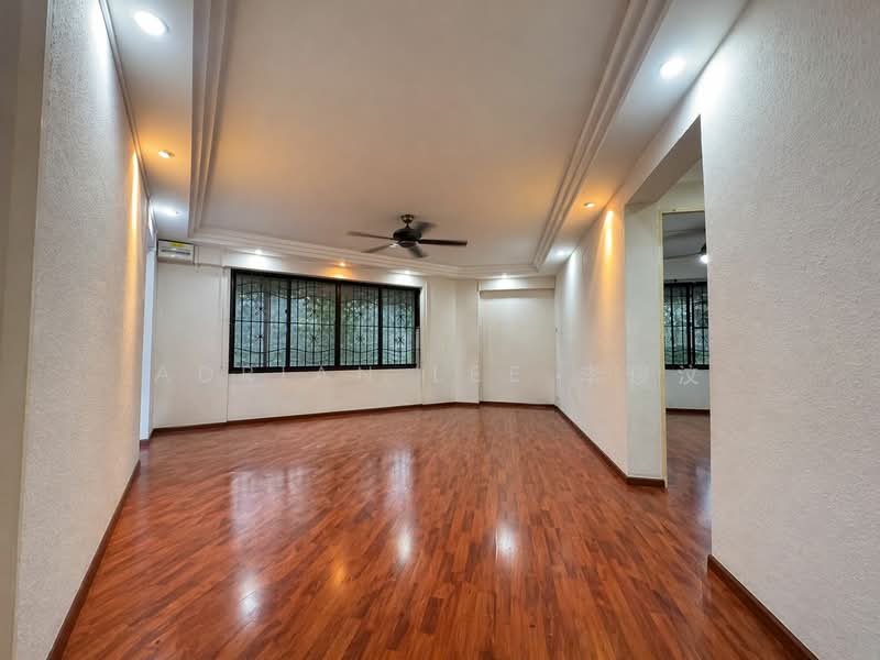 481 Jurong West Street 41, 481 Jurong West Street 41, 3 Bedrooms, 1,076 sqft, HDB Flat For Sale, by Adrian Lee 李俊汶, 500116151 - Living Room - PropertyGuru.com.sg