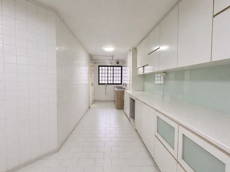 481 Jurong West Street 41, 481 Jurong West Street 41, 3 Bedrooms, 1,076 sqft, HDB Flat For Sale, by Adrian Lee 李俊汶, 500116151 - Kitchen - PropertyGuru.com.sg