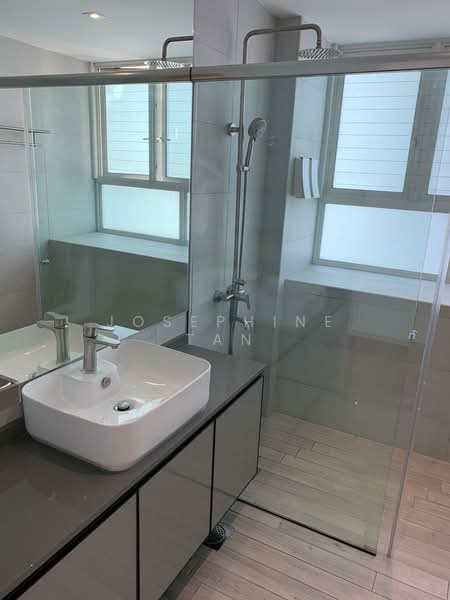 Mera Springs, 81 Carlisle Road, 3 Bedrooms, 1,292 sqft, Condominium For Sale, by Josephine Tan, 500116176 - Bathroom - PropertyGuru.com.sg