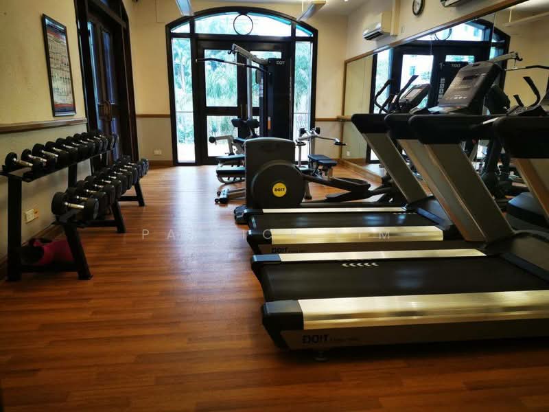 Parc Oasis, 35 Jurong East Avenue 1, Room Rental, 200 sqft, Condominium For Rent, by Patrick Lim, 500116178 - Gym - PropertyGuru.com.sg