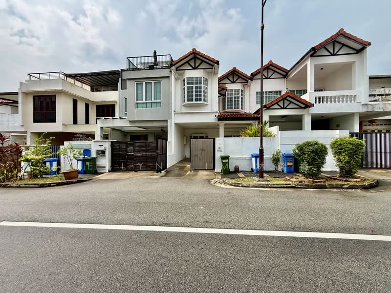 Opera Estate, Jalan Bangsawan, 4 Bedrooms, 2,000 sqft, Terraced House For Rent, by Jeslyn Lim 林瑞香, 500116183 - Exterior - PropertyGuru.com.sg