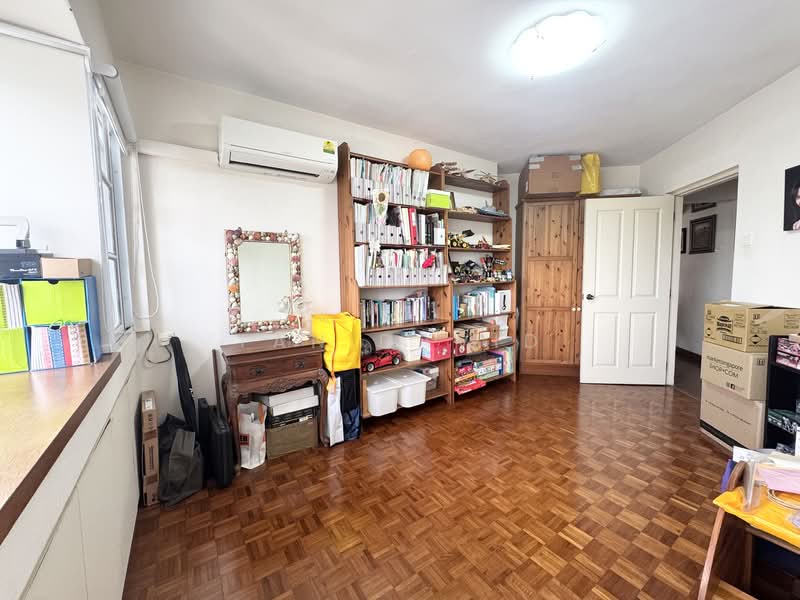 Ivory Heights, 122 Jurong East Street 13, 3 Bedrooms, 1,701 sqft, Condominium For Sale, by Tan David, 500116190 - Bedroom 2 - PropertyGuru.com.sg